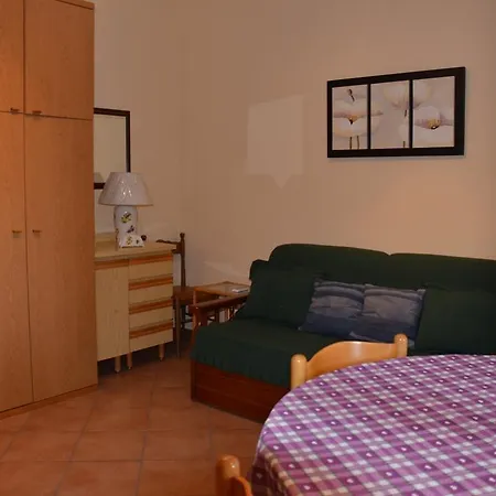 Appartamento Giardini Naxos Джардіні-Наксос